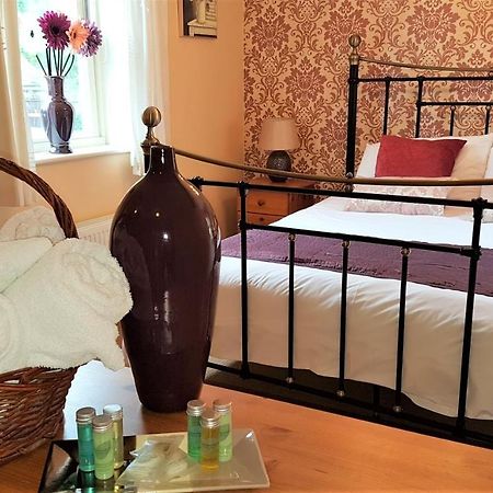 The Pelican Guesthouse Ashwellthorpe Zewnętrze zdjęcie