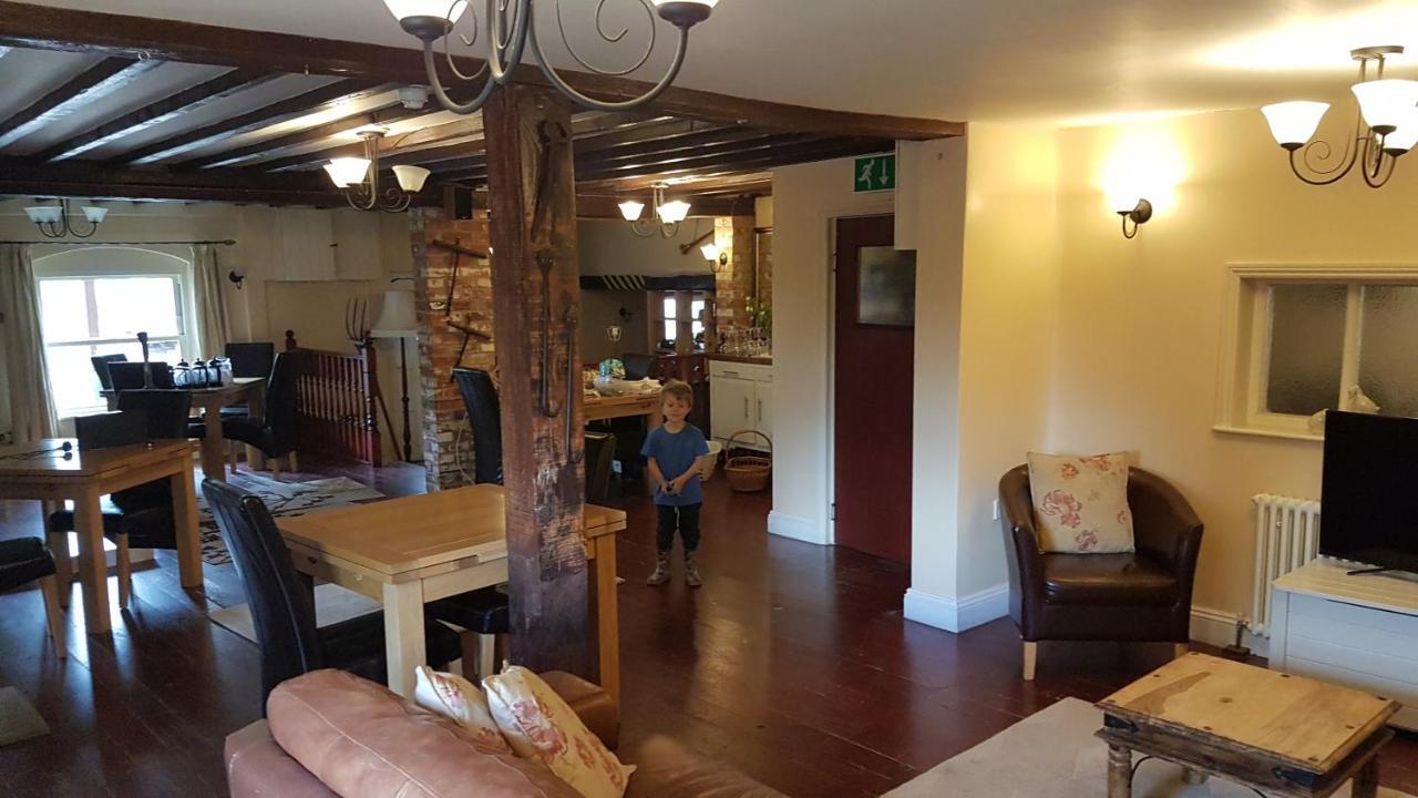 The Pelican Guesthouse Ashwellthorpe Zewnętrze zdjęcie